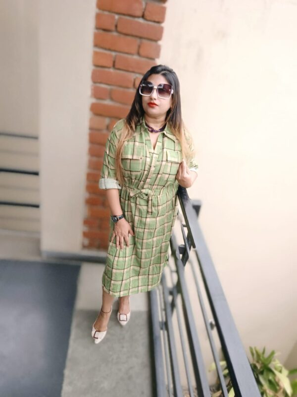 Knee length pure cotton with lining Checked dress - Image 3