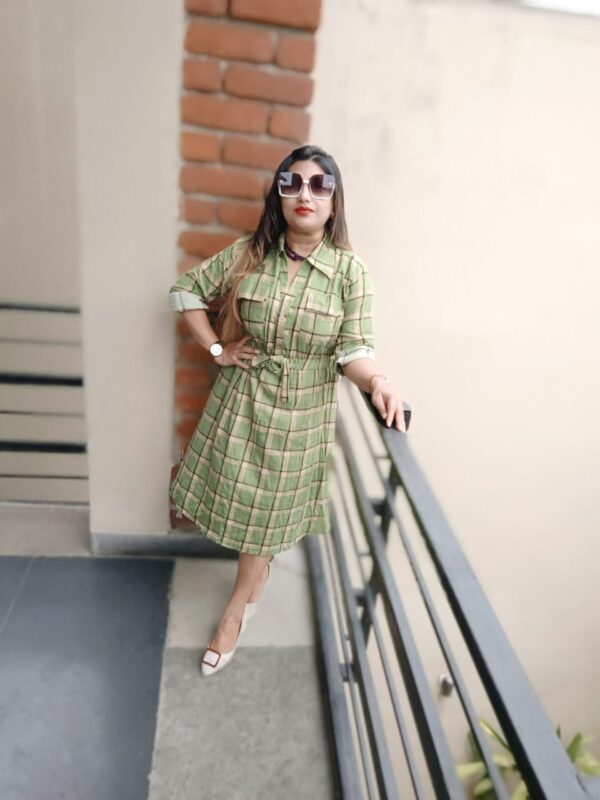 Knee length pure cotton with lining Checked dress - Image 4